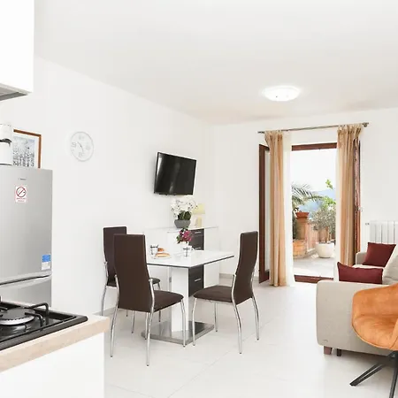 Apartment Awesome In With House Sea View Rabac